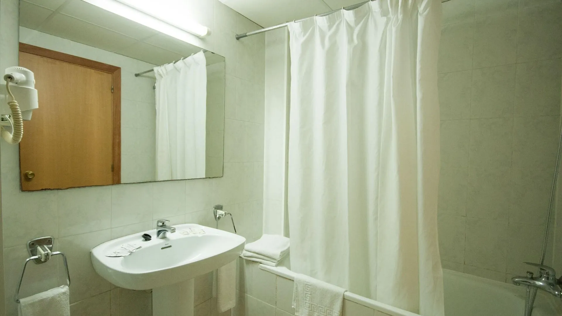 Hotel Surf Mar يوريت دي مار