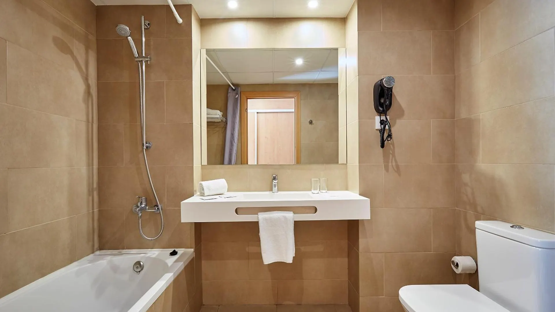 ****  Hotel Surf Mar Lloret de Mar Španělsko